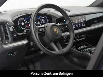 Cayenne E-Hybrid Coupe Bose Surround Abstand 21'