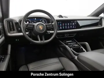 Cayenne E-Hybrid Coupe Bose Surround Abstand 21'