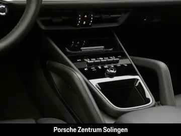 Cayenne E-Hybrid Coupe Bose Surround Abstand 21'