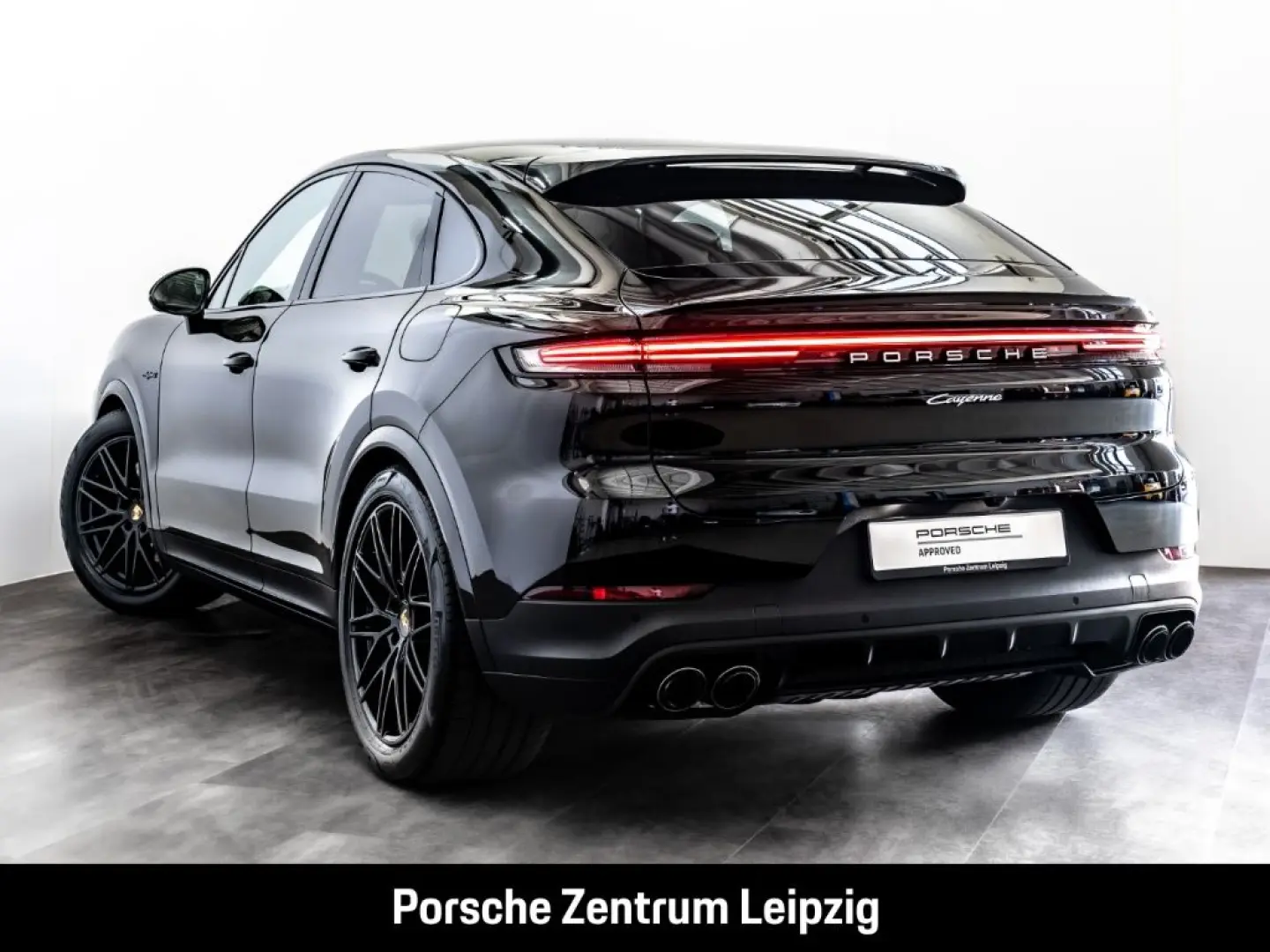 Cayenne E-Hybrid Coupe Sportabgas Sitzklima AHK