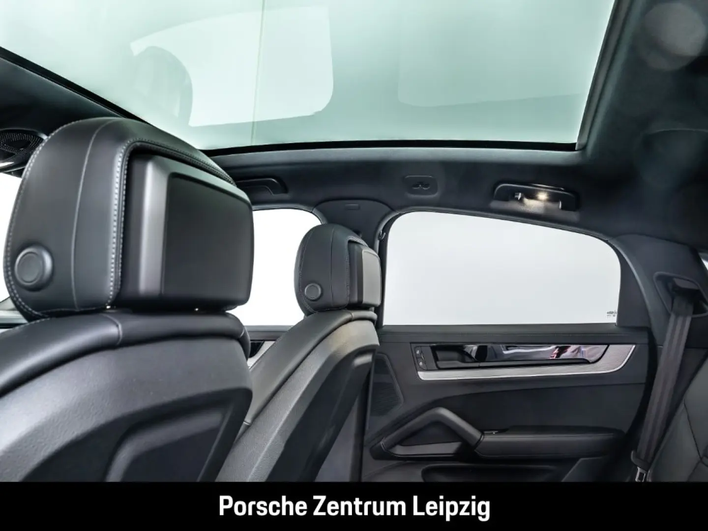Cayenne E-Hybrid Coupe Sportabgas Sitzklima AHK