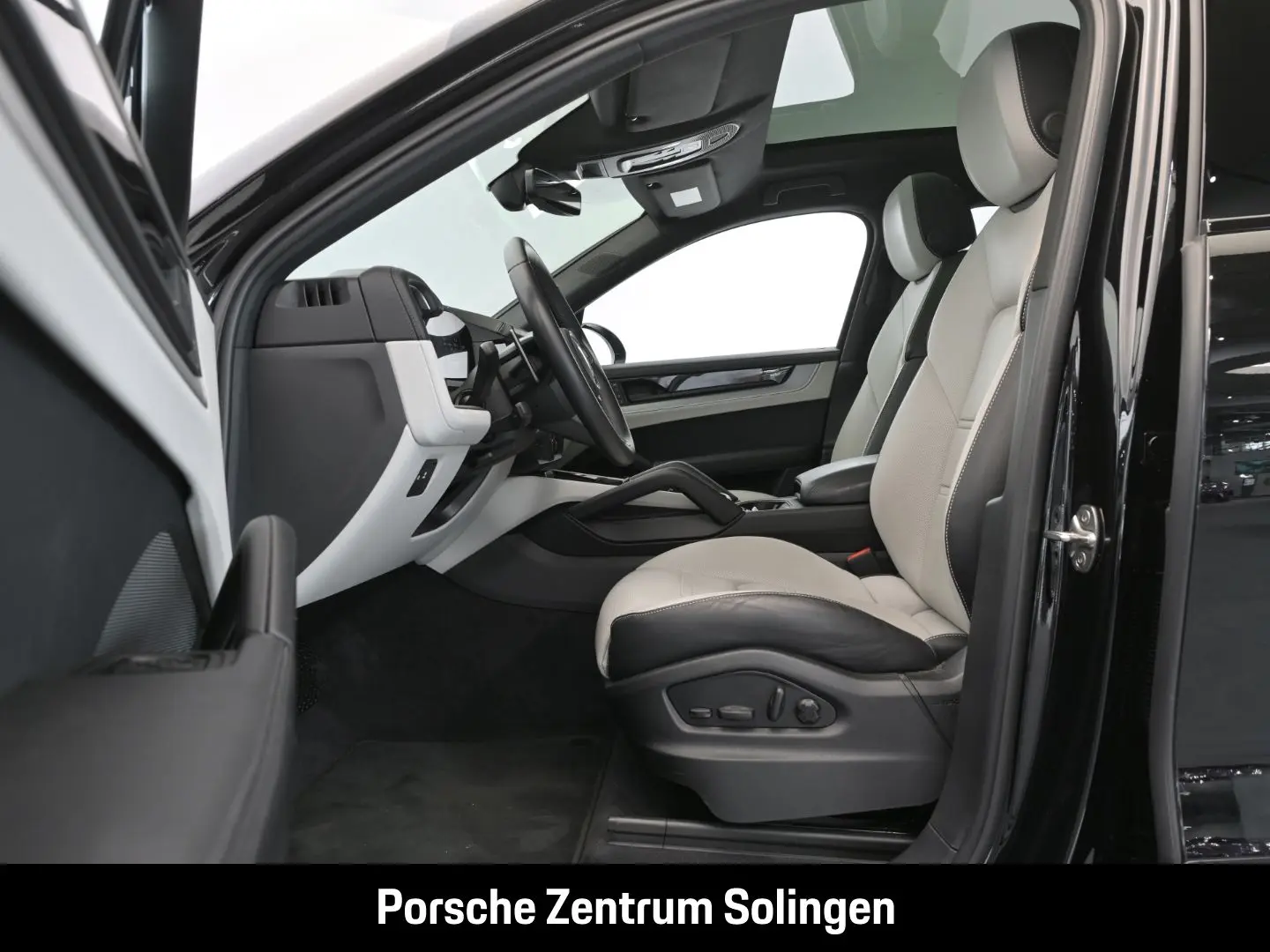 Cayenne E-Hybrid Coupe 21'' Burmester Matrix Inn