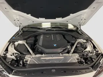 M440i xDrive Gran Coupé Navi Head-Up Kamera