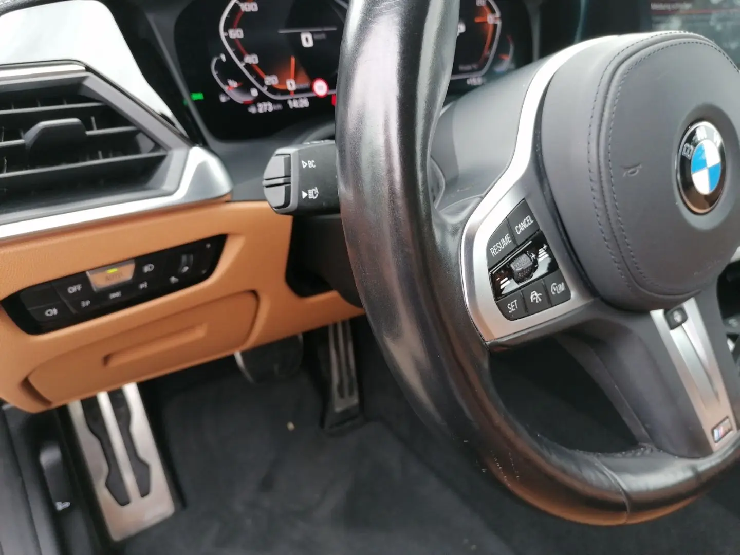 M440i xDrive Sportpaket 19'' HUD AHK HarmanKardo