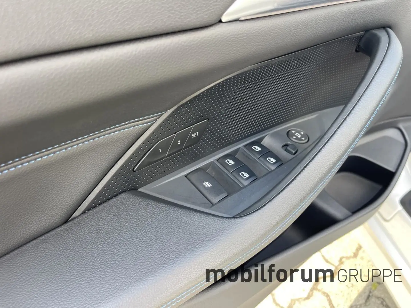 M440i xDrive Cabrio M-Sport LenkradHZG 19 Zoll