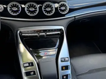 AMG GT4 43 4Matic+*Night Paket*360° Kamera*