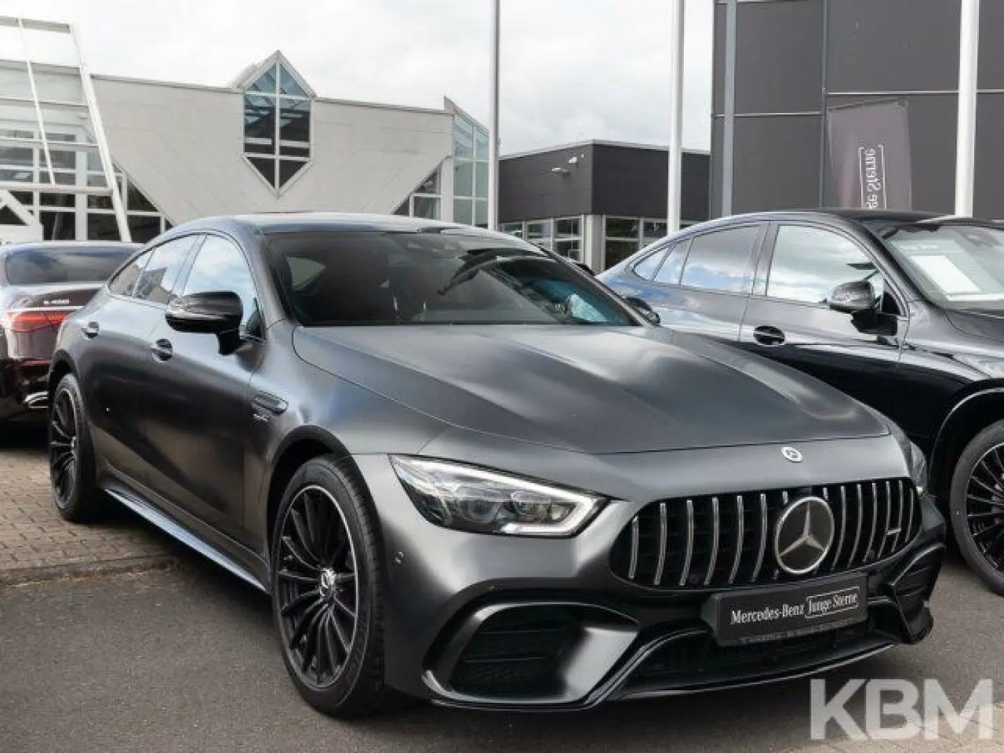 Mercedes-AMG GT 43 4M+ NIGHT°BURM°MBEAM°PANO
