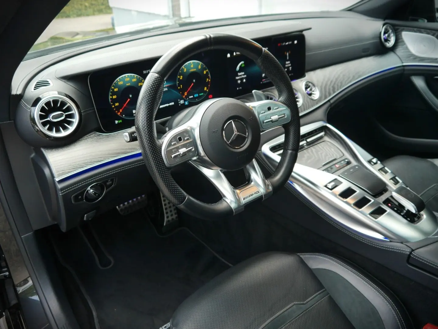 AMG GT 53 4Matic+ MULTIBEAM KAM BURME PANO DIST+
