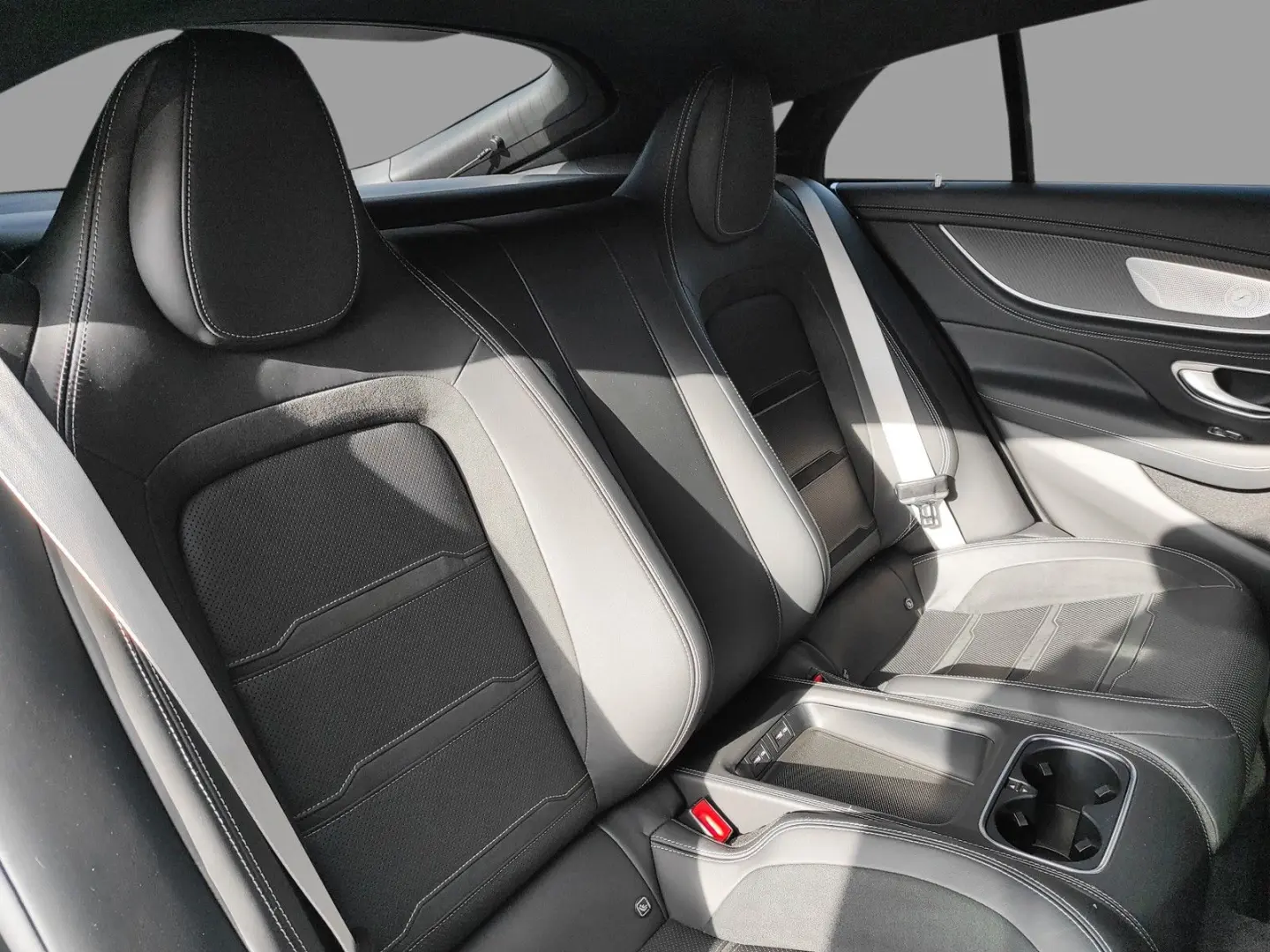 AMG GT 4DOOR. 53 4MATIC+/STZH-BL/BURM