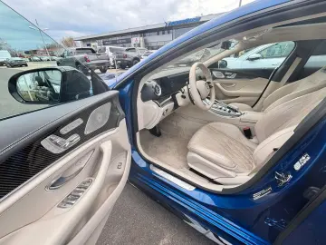 AMG GT4. 53 4Matic+ PANO/BURM/STZH-BL/