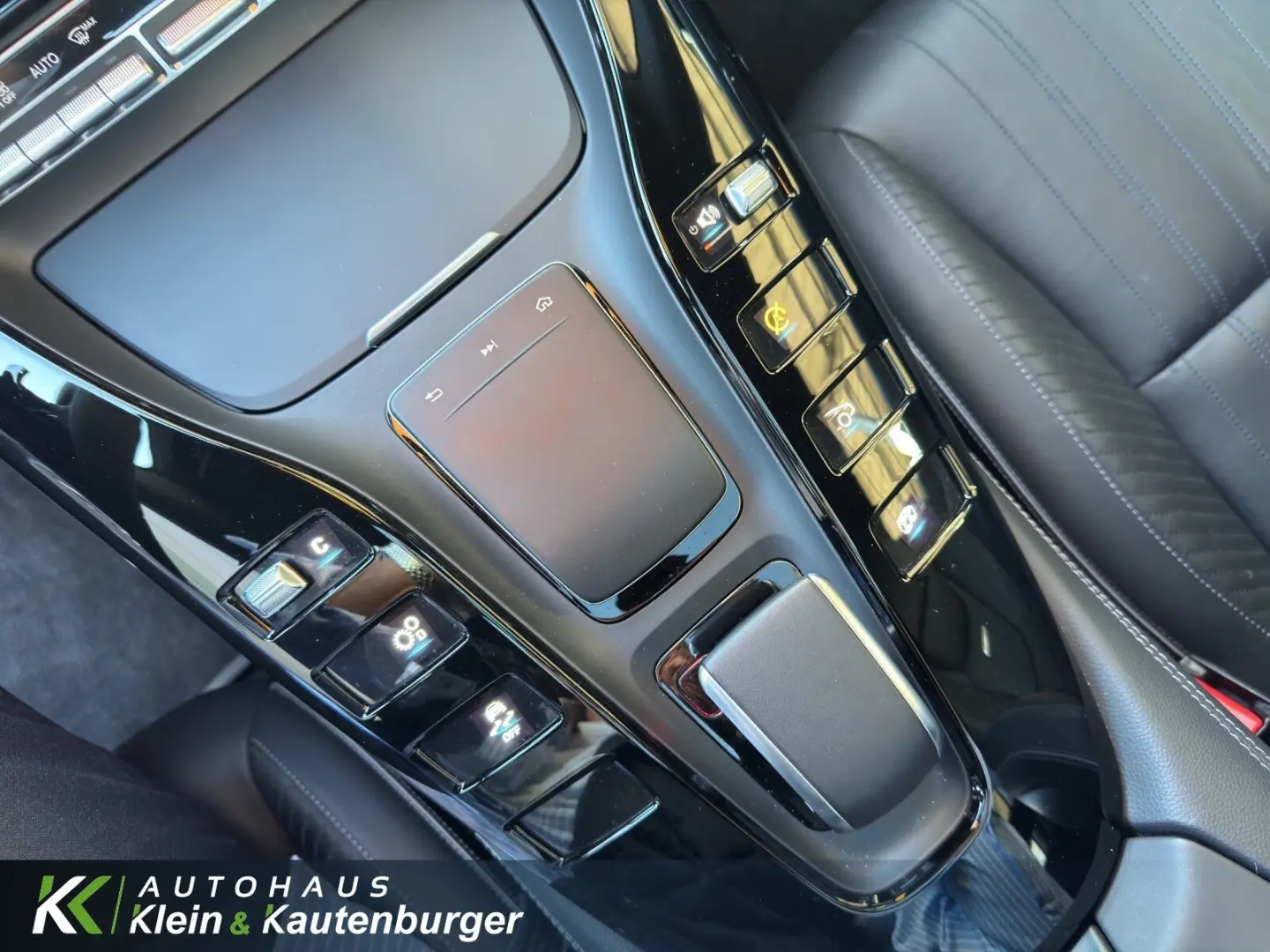 AMG GT Coupe COMAND+NIGHT+PANO+MEMORY+SPORTABGAS