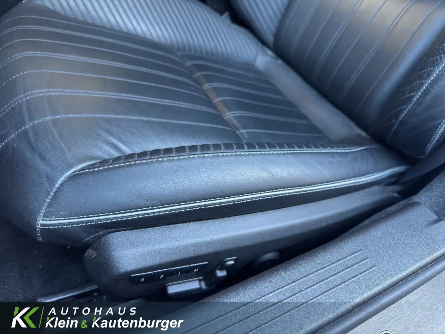 AMG GT Coupe COMAND+NIGHT+PANO+MEMORY+SPORTABGAS