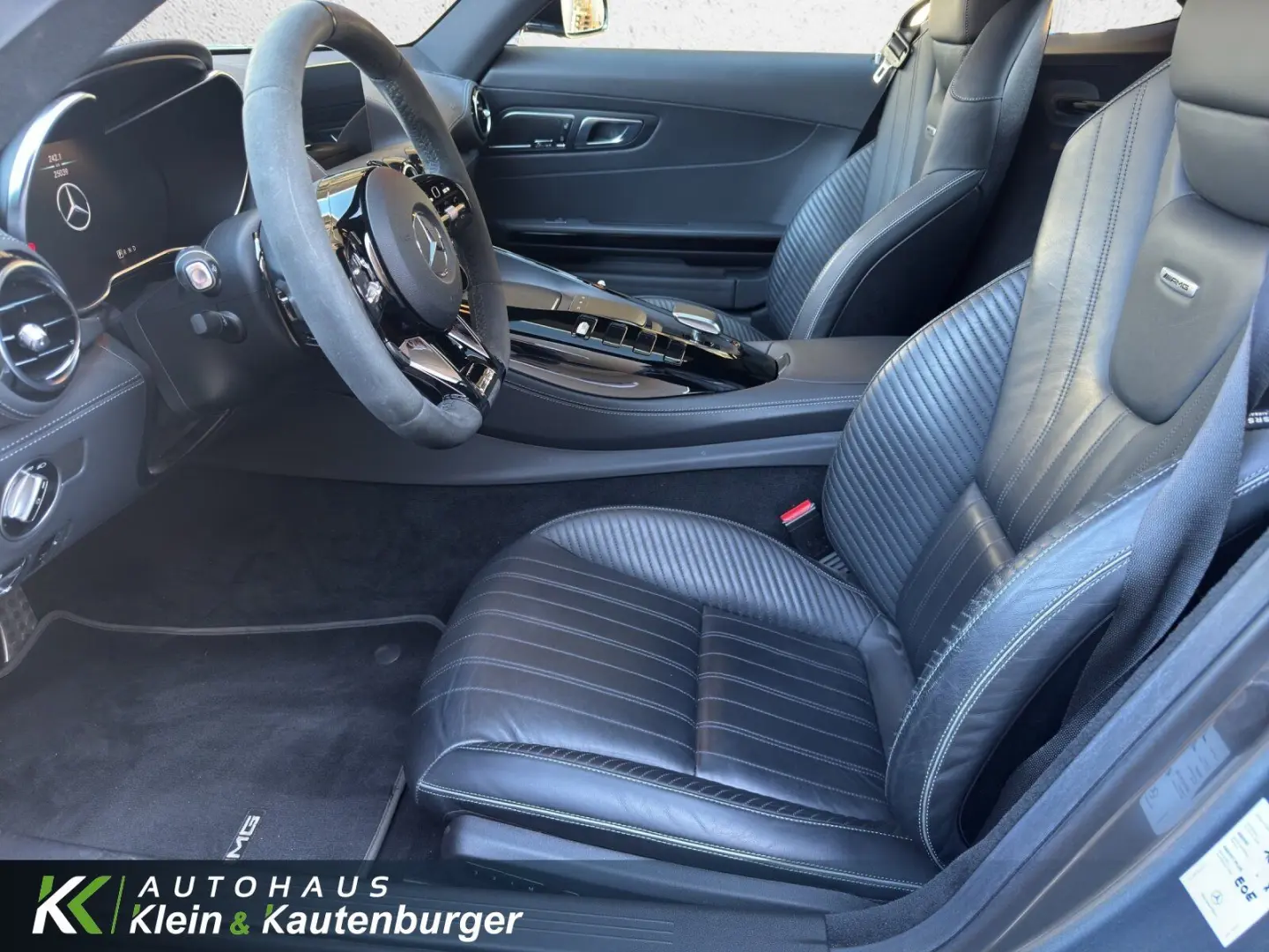 AMG GT Coupe COMAND+NIGHT+PANO+MEMORY+SPORTABGAS