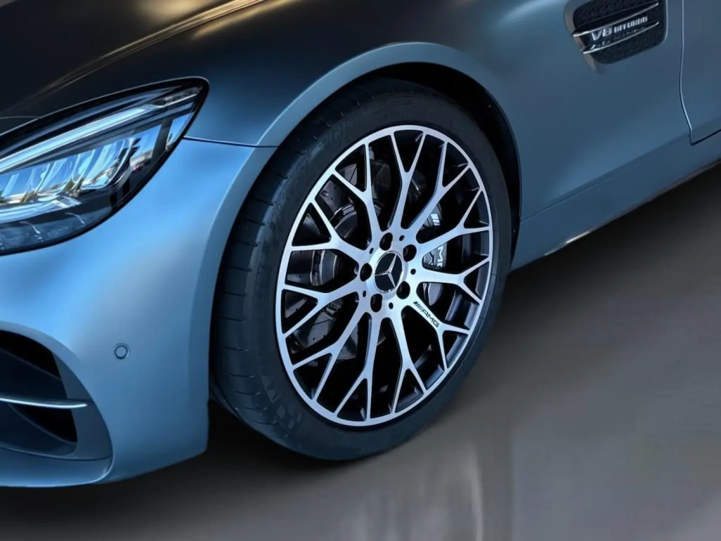 AMG GT Coupe +Memory+SDach+KAMERA+COMAND+SHZ+LED