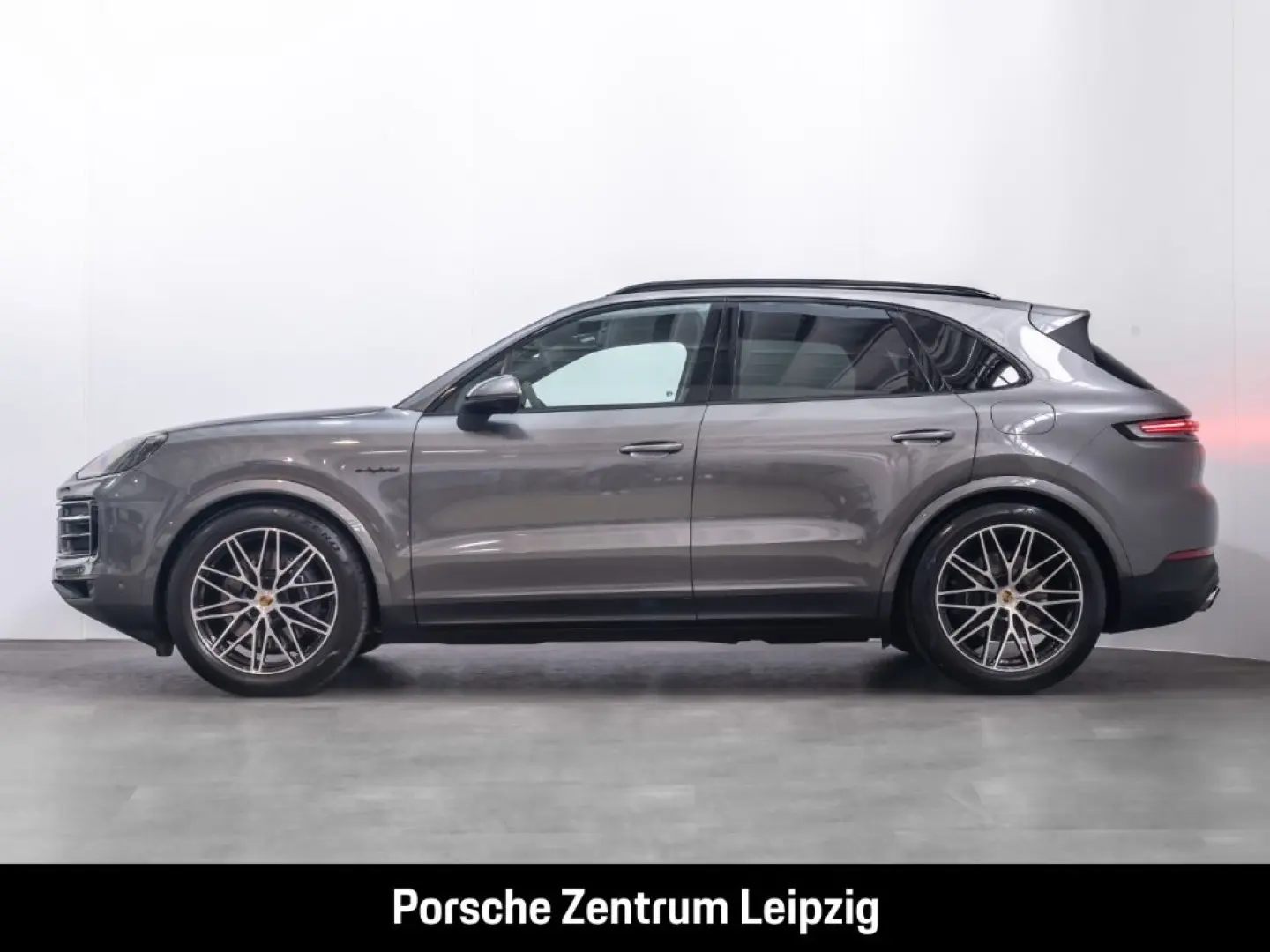 Cayenne E-Hybrid Sportabgas HeadUp Massage ACC