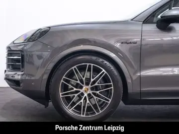 Cayenne E-Hybrid Sportabgas HeadUp Massage ACC