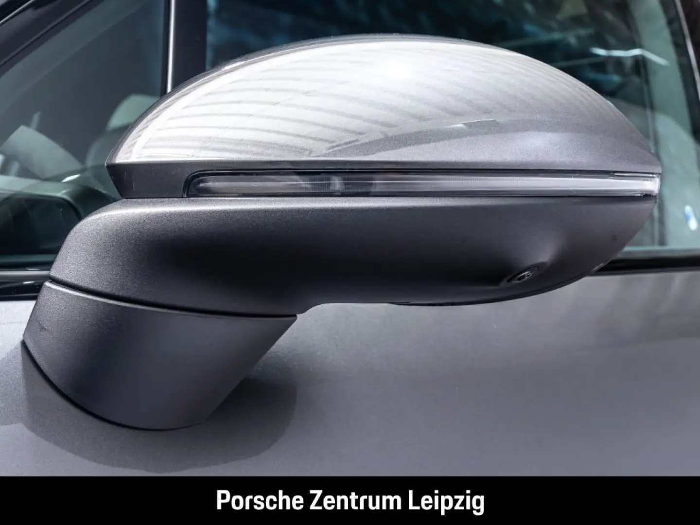 Cayenne E-Hybrid Sportabgas HeadUp Massage ACC