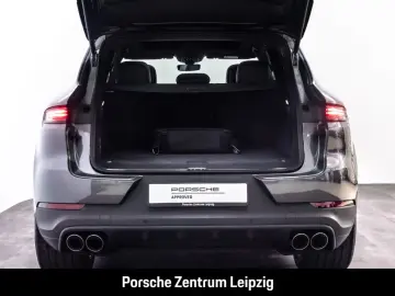 Cayenne E-Hybrid Sportabgas HeadUp Massage ACC