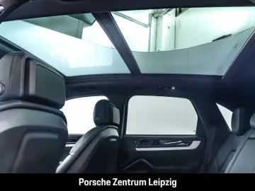 Cayenne E-Hybrid Sportabgas HeadUp Massage ACC