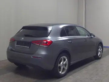A 250 e ACC Navi LED vc KeyLess MBUX RFK SpurH