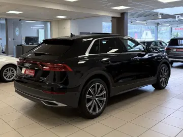 Q8 50 TDI Quattro *S-Line*PanSD*ACC*AHK*