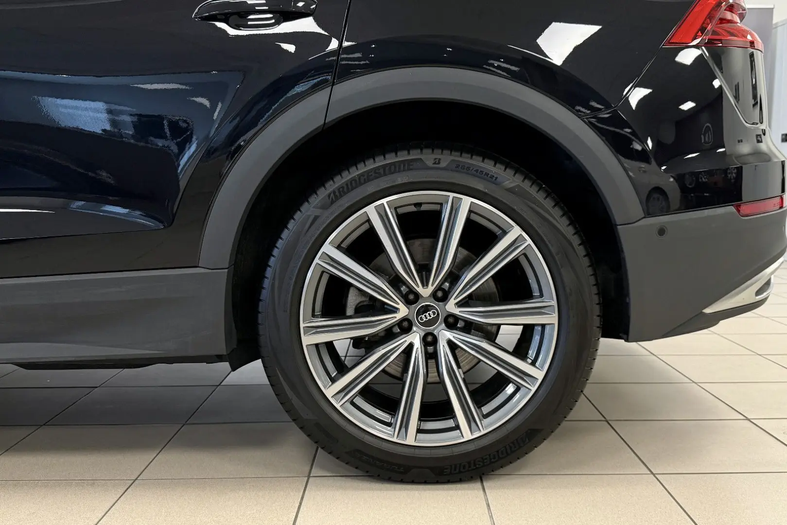 Q8 50 TDI Quattro *S-Line*PanSD*ACC*AHK*