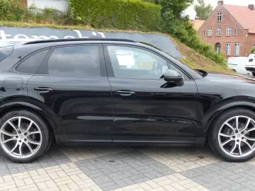 Cayenne 3.0 Pano el.AHK 21Zoll PDLS Luftfederung