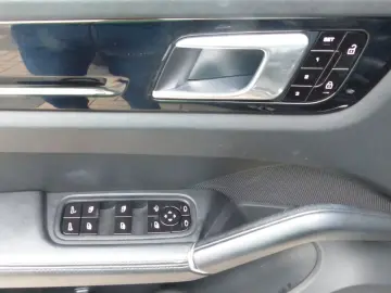Cayenne 3.0 Pano el.AHK 21Zoll PDLS Luftfederung