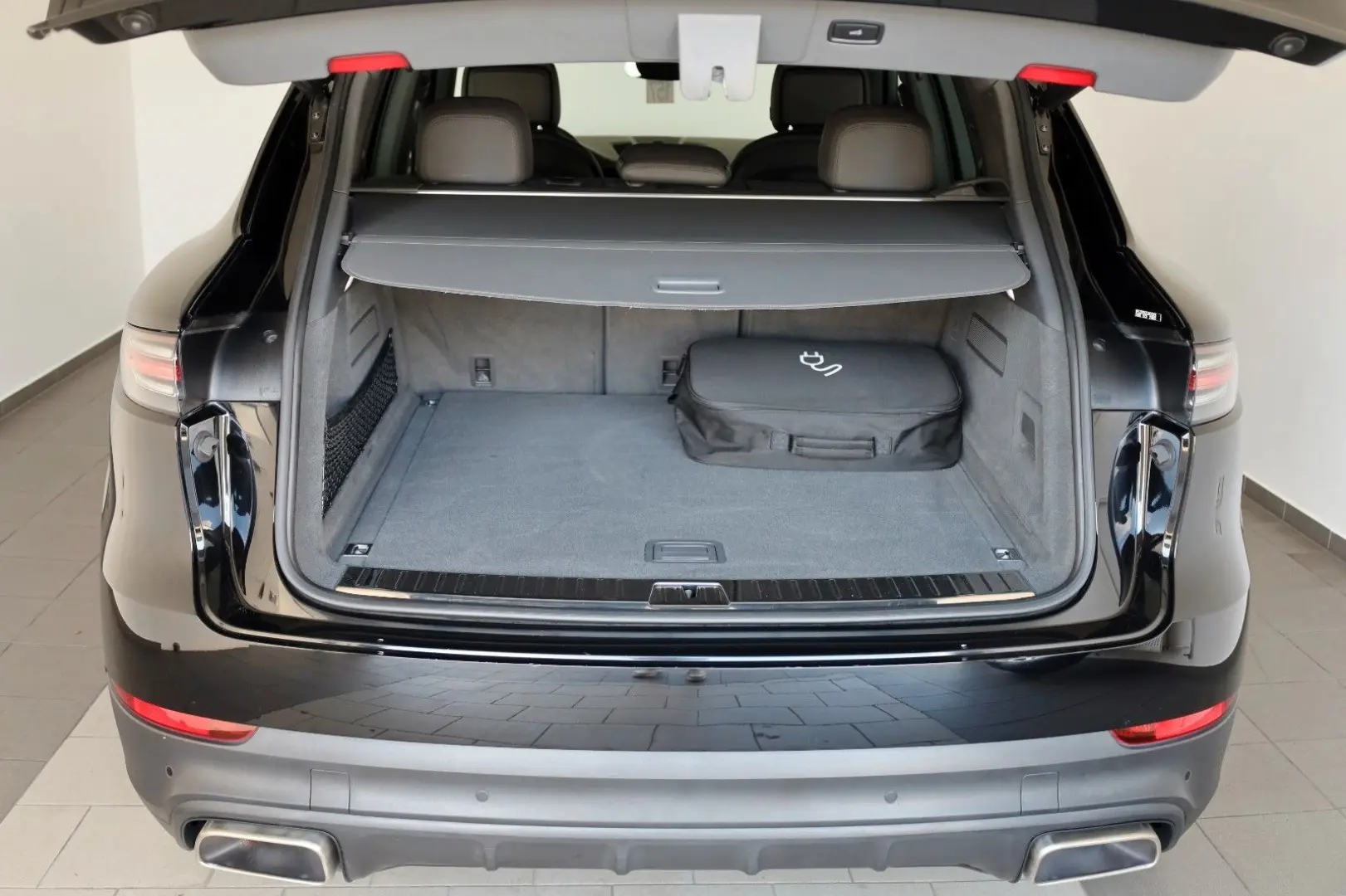 Cayenne E-Hybrid,Leder,Navi,LED,SH,360Kame SR+WR