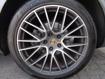 Cayenne  3.0 2.HD*PANO*HEADUP*MATRIX*LUFT*21ZOLL