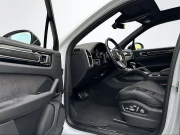 Cayenne GTS PDLS *Carbon*Pano*StandHzg*HeadUp*22