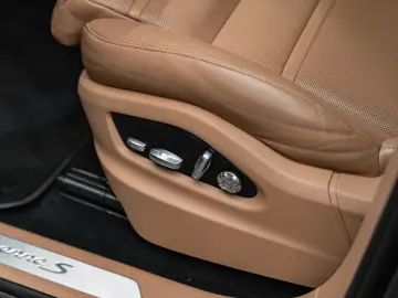 Cayenne S Coupe*Panorama*21