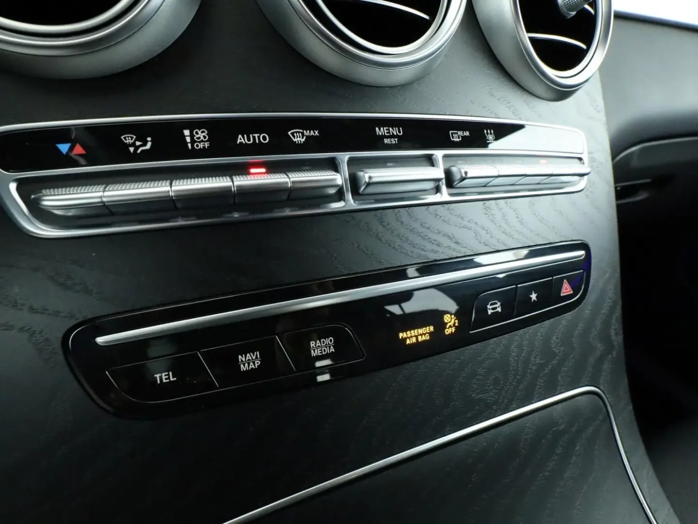 GLC 300 e 4M *LED*PDC*Kamera*Night*Burmester*DAB