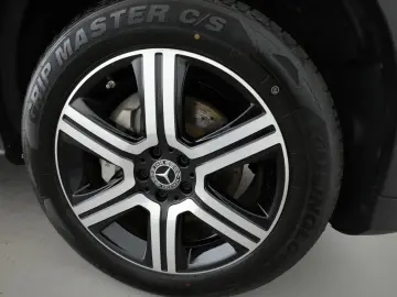 GLC 300 e 4M *LED*PDC*Kamera*Night*Burmester*DAB