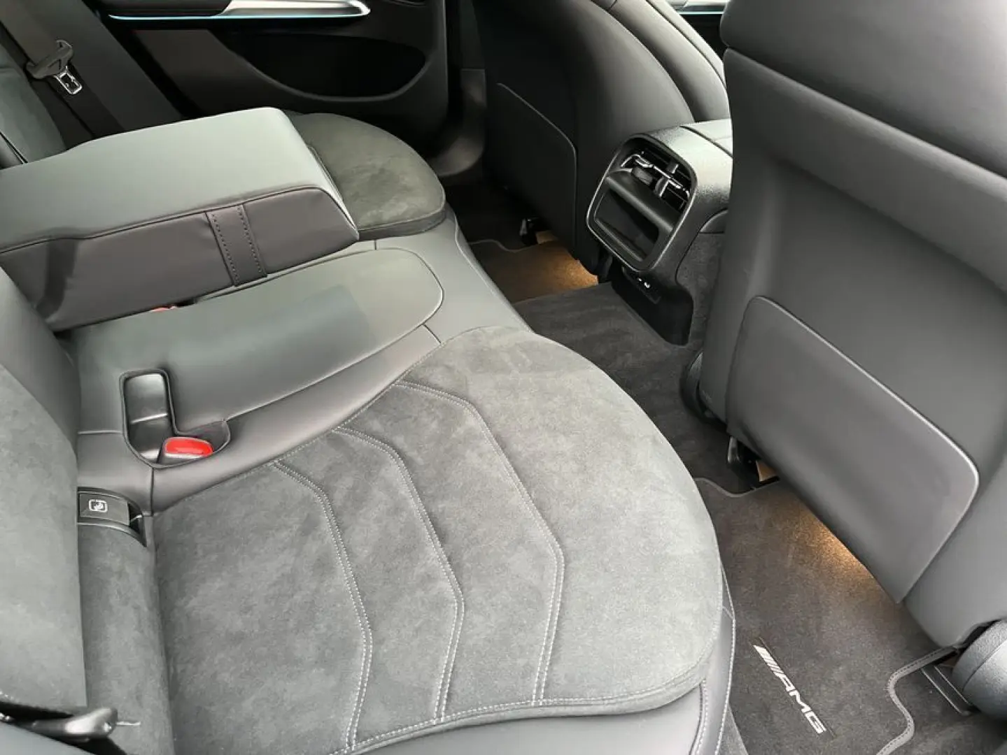 E 220 d Lim. AMG Advanced Plus Night Winter
