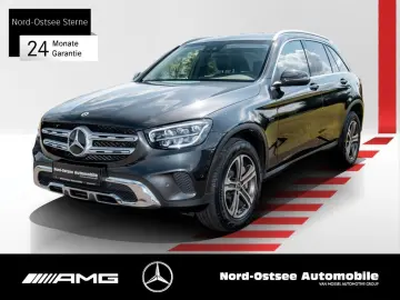 GLC 300 e 4M KAMERA NAVI TEMPOMAT LED AHK SHZ