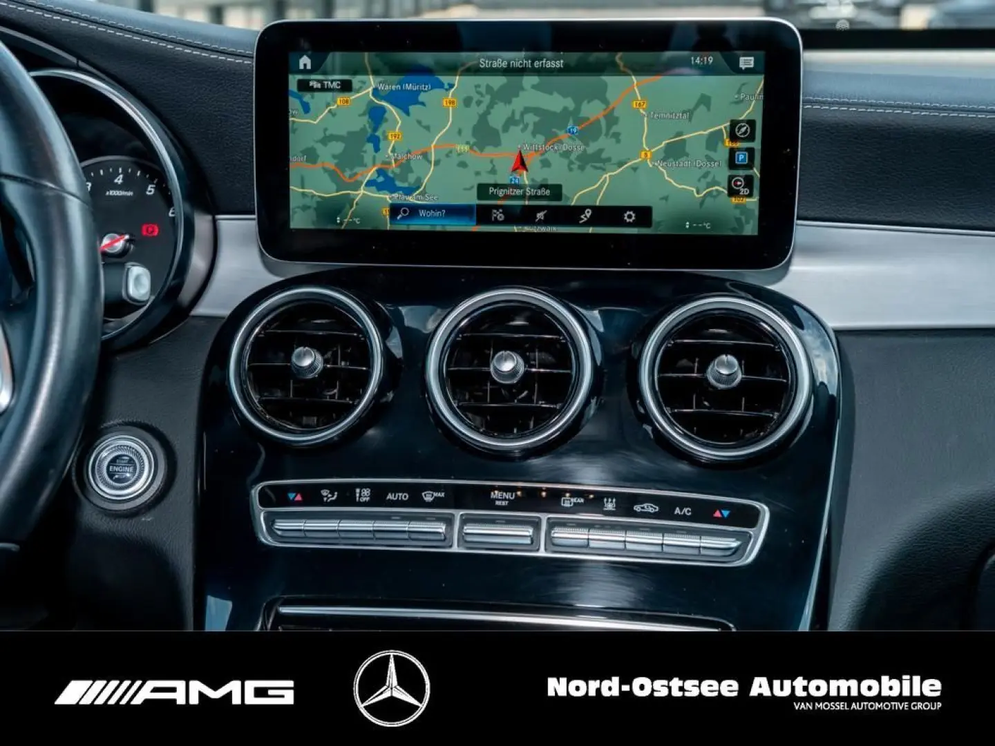 GLC 300 e 4M KAMERA NAVI TEMPOMAT LED AHK SHZ
