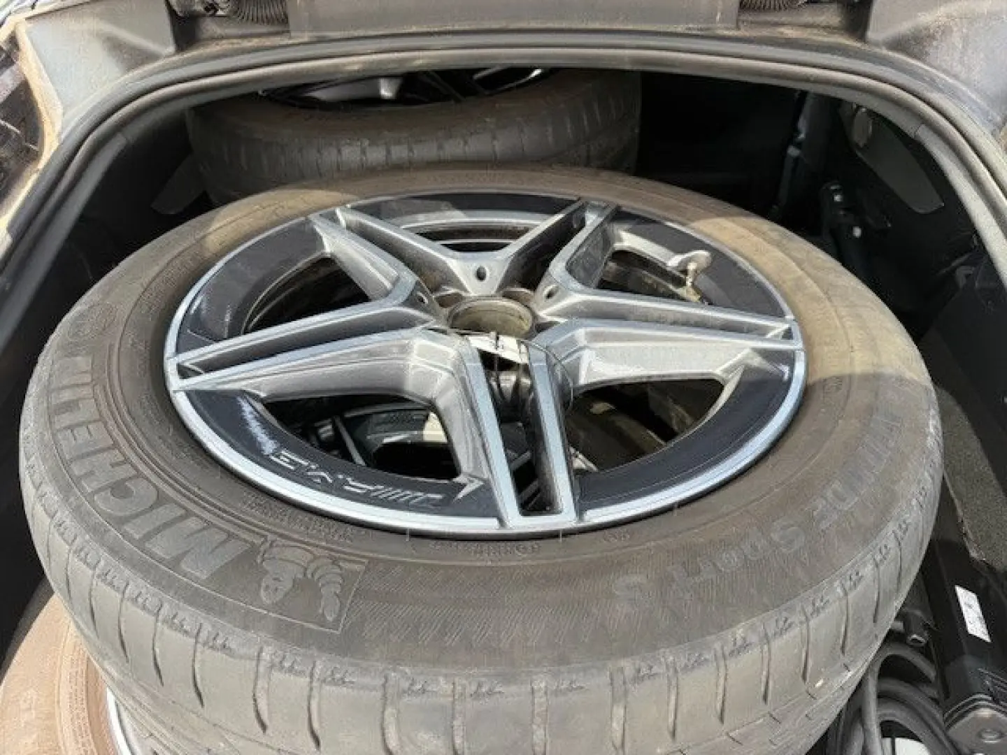 GLC 300 e 4MATIC Coupé Aut. AMG LED dig.Display