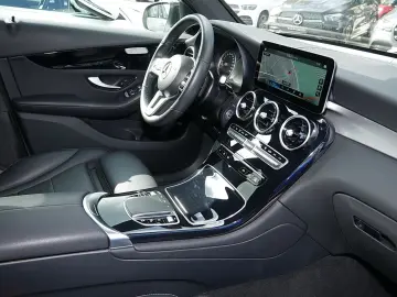 GLC 300 de 4MATIC Coupé+LED+KAMERA+PDC+EASY-PACK