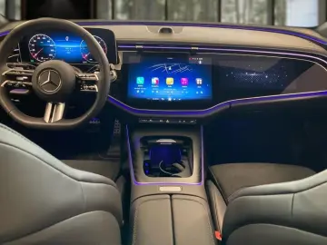 E 220 d AMG-Line+DISTRO+KEYLESS+MBUX Superscreen