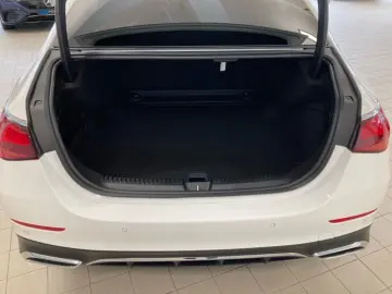E 220 d AMG-Line+DISTRO+KEYLESS+MBUX Superscreen