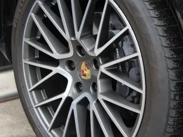 Cayenne Coupé 3.0 E-Hybrid  - Panorama - Chrono