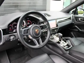 Cayenne Coupé 3.0 E-Hybrid  - Panorama - Chrono