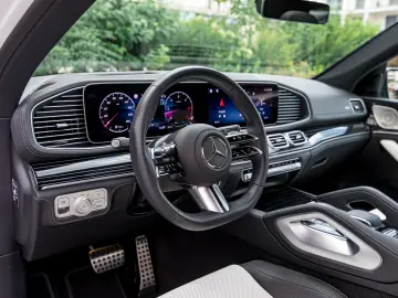 Mercedes Benz GLE Coupe 2024