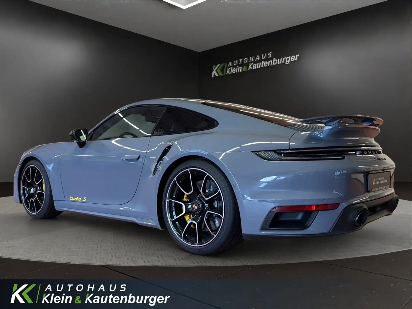 911 TURBO S +CARBON+LIFT+BURMESTER +CHRONO+ABGAS