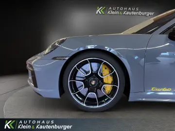 911 TURBO S +CARBON+LIFT+BURMESTER +CHRONO+ABGAS