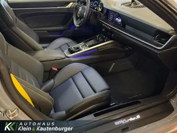 911 TURBO S +CARBON+LIFT+BURMESTER +CHRONO+ABGAS