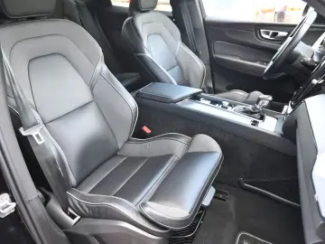 XC60 T4 Autom. R-Design*STDHZG*H&K*BLIS