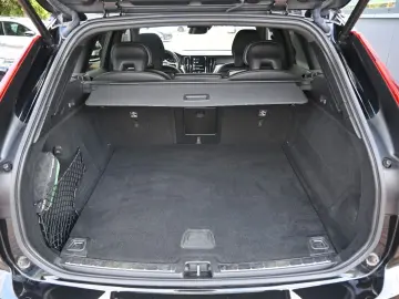 XC60 T4 Autom. R-Design*STDHZG*H&K*BLIS