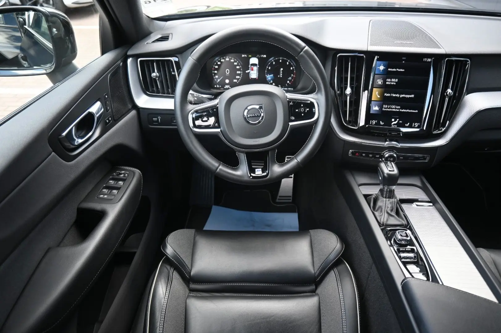 XC60 T4 Autom. R-Design*STDHZG*H&K*BLIS